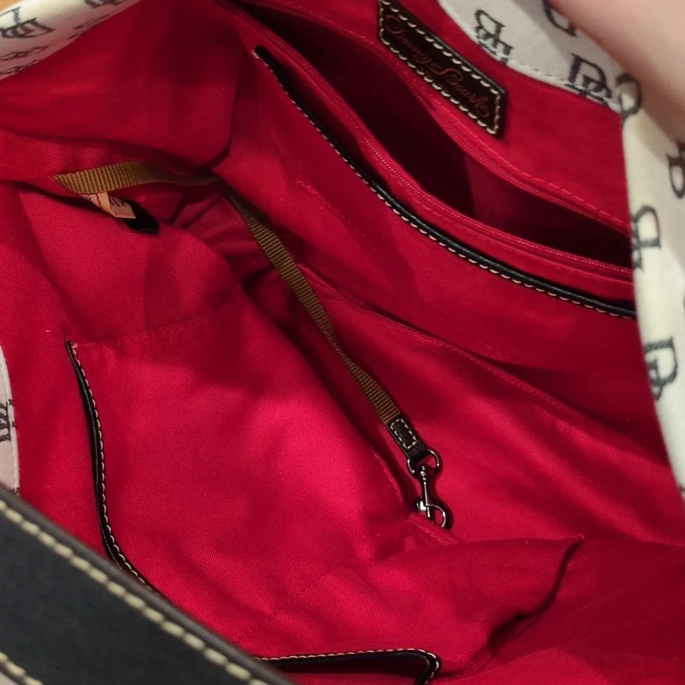 Dooney & Bourke White And Black monogtam Shoulder Hobo Bag Turnlock With Dustbag - Picture 12 of 17